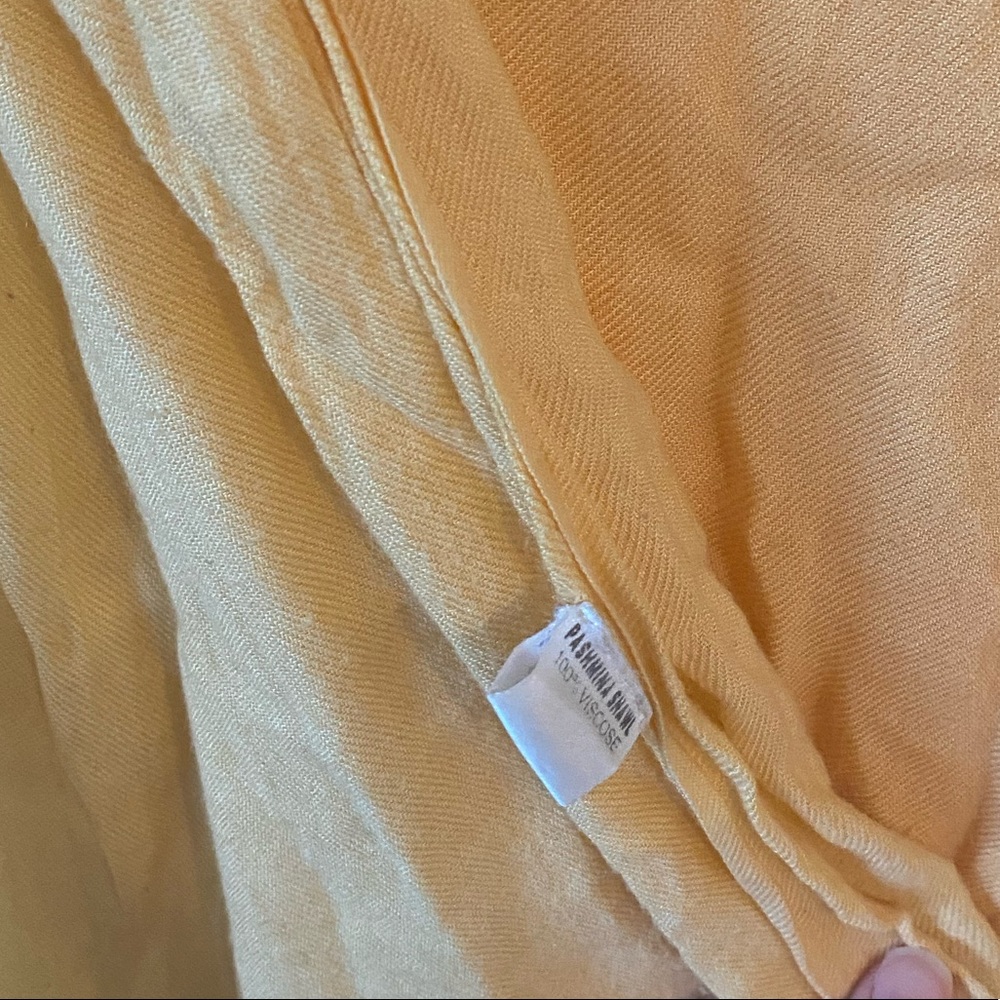 Ombré marigold pashmina scarf - Picture 3 of 3